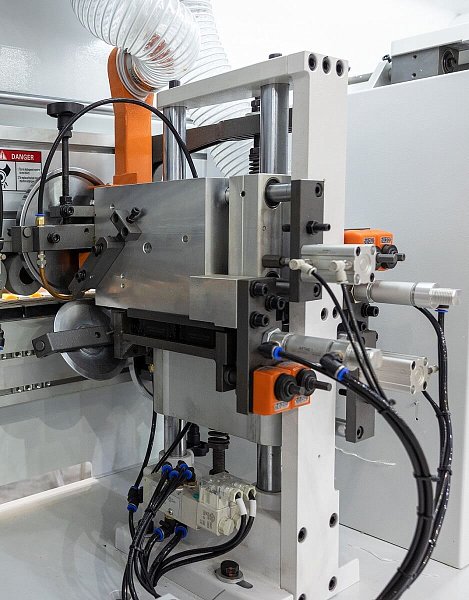 Автоматический кромкооблицовочный станок Filato Automatic 536 UHQLP