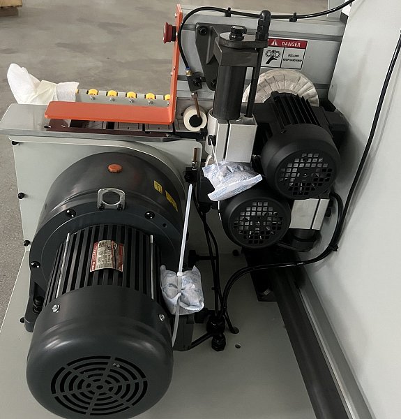 Автоматический кромкооблицовочный станок Filato Optima 515PW