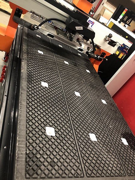 Фрезерно-гравировальный станок с ЧПУ Filato ST 2040 ATV-L