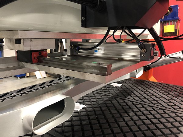 Фрезерно-гравировальный станок с ЧПУ Filato ST 1325 ATV-R