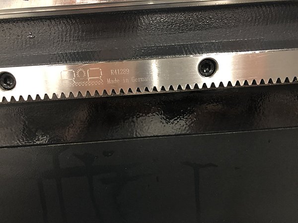 Фрезерно-гравировальный станок с ЧПУ Filato ST 1325 ATV-R