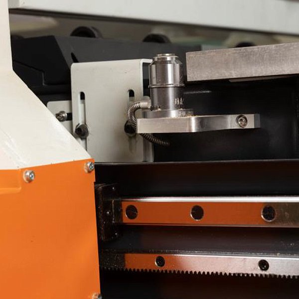 Фрезерно-гравировальный станок с ЧПУ Filato ST 2030 ATV-L DJ