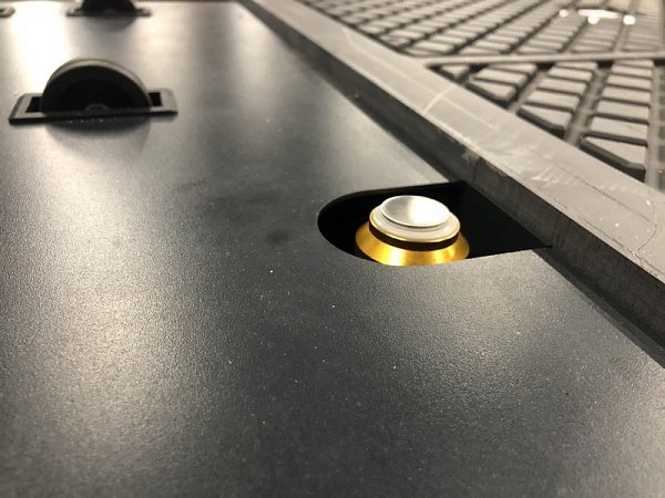 Фрезерно-гравировальный станок с ЧПУ Filato ST 2040 ATV-L